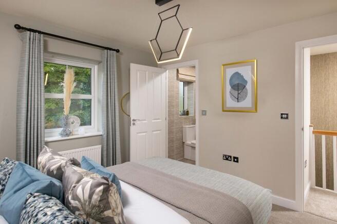 4 bed Detached for sale Image 8