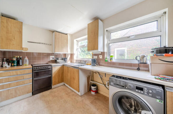 1335990-15-68b877...