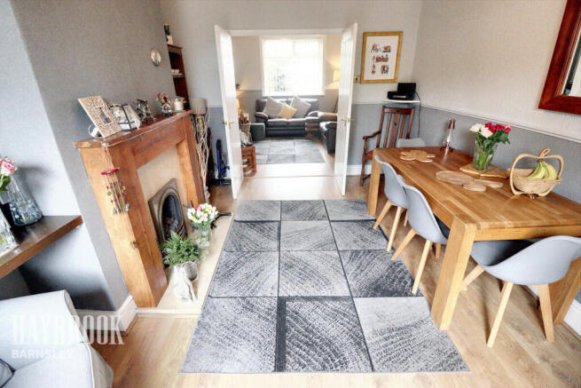 3 bed Semi-Detached for sale Image 4