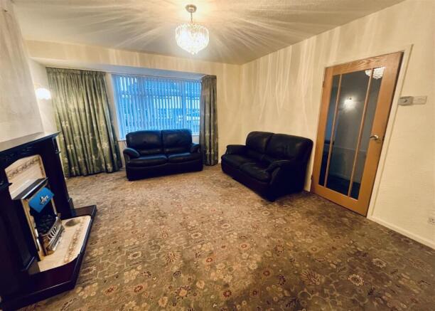 3 bed Semi-Detached for sale Image 5