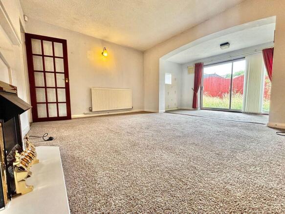 Whitecrest, Great Barr,  Birmingham B43 6HG photo 4
