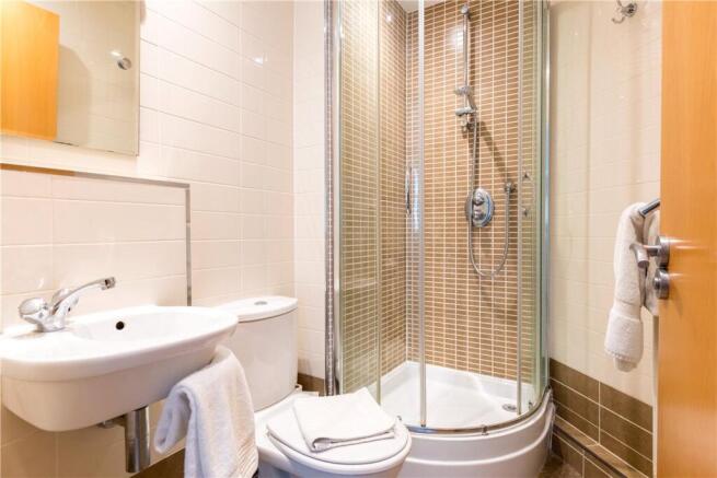 2 bed Apartment for sale Image 11