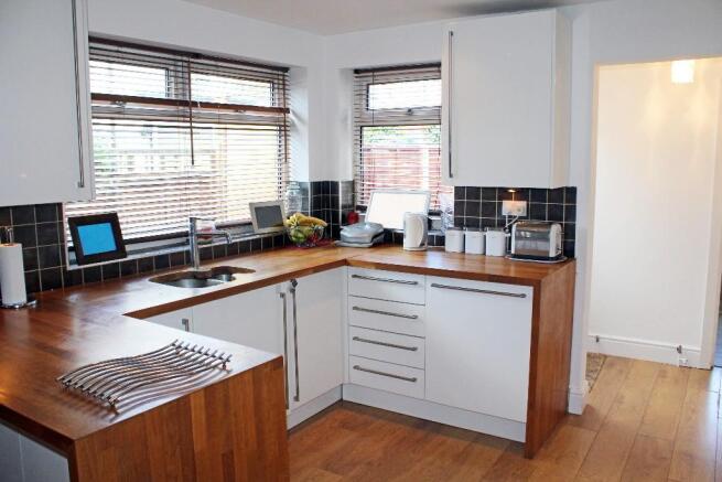 Contemporary Kitchen