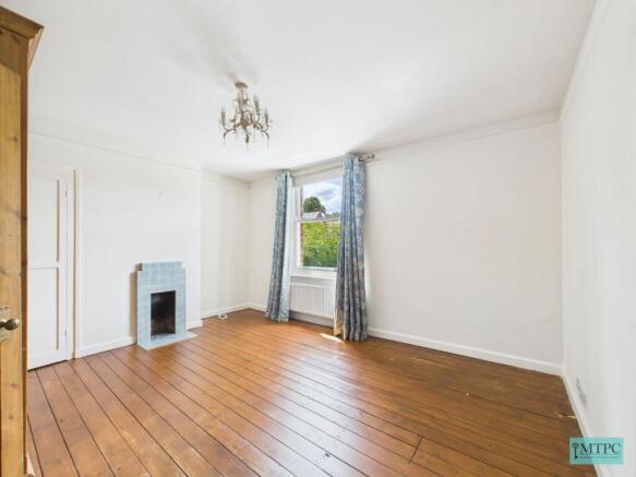 3 bed Town House to rent Image 11