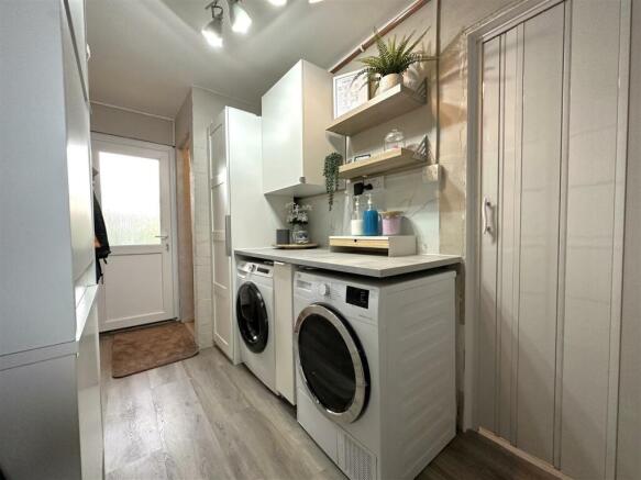 Utility Room 321