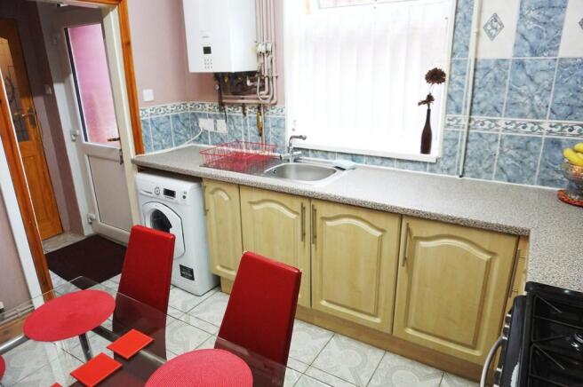 BREAKFAST KITCHEN
