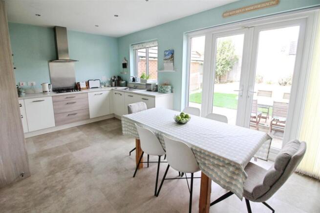 Dining Kitchen