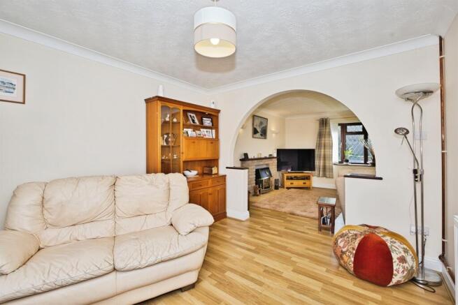 Ashlands Road, Crewkerne photo 4