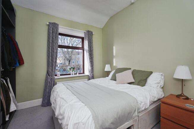 2 bed Terraced for sale Image 6
