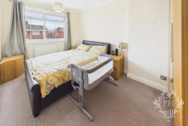 3 bed Semi-Detached for sale Image 9