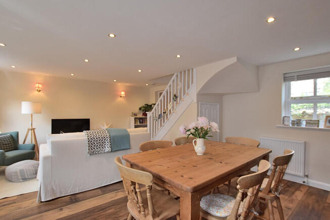 2 bed Link Detached House for sale Image 5