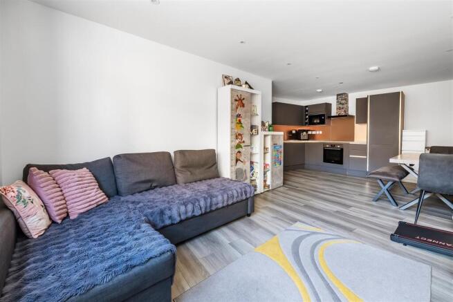 Flat-2-Kelsey-Apartments-10.jpg