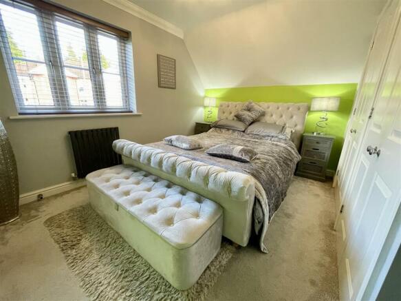 5. bed1.jpg