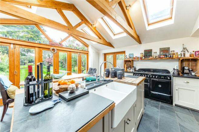 Kitchen/Dining