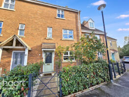 18, Mayfly Road, Oakhurst, Swindon SN25 2HN