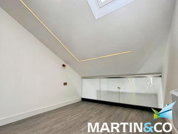1 bed Apartment to rent Image 8
