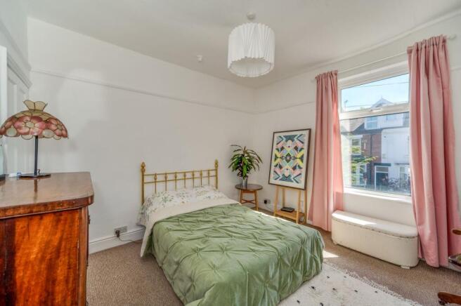 3 bed Terraced for sale Image 8