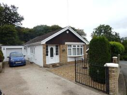 33, Castle Drive, Neath SA11 3UY