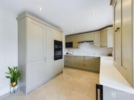 8, Ramsay Way, Eastbourne BN23 6AA