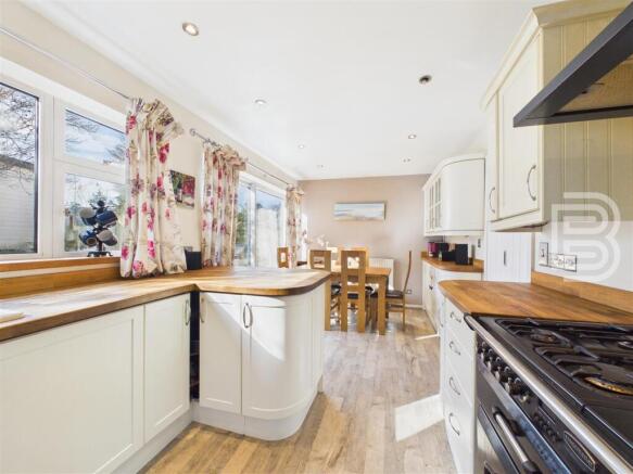 Kitchen Diner (3).jpg