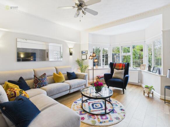 cam05459g0pr0091still004