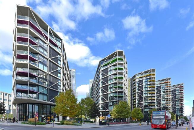 239, 4 Riverlight Quay (16).JPG