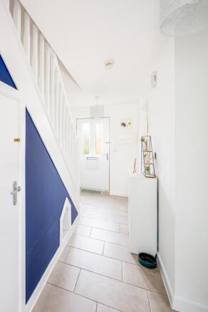 02-hall vertical_.jpg