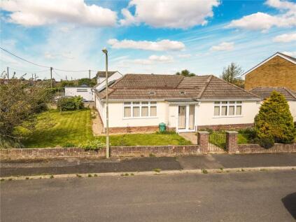 Wavendon Avenue, Barton on Sea, New Milton, Hampshire, BH25