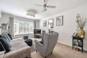 12, Lyndhurst, Willow Grove, Chislehurst BR7 5QP