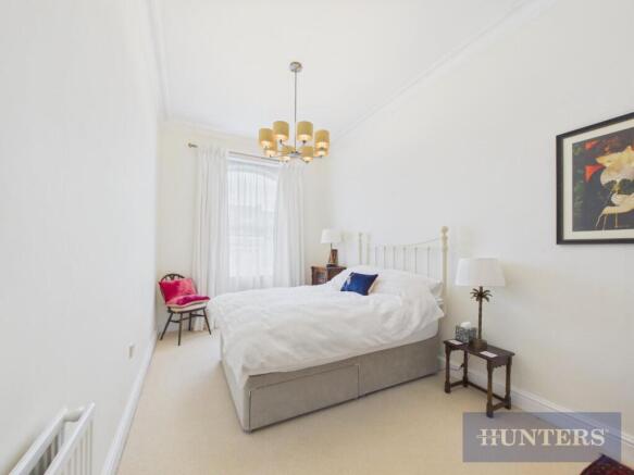 2 bed Flat for sale Image 11