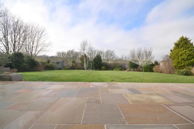 Rear patio.JPG