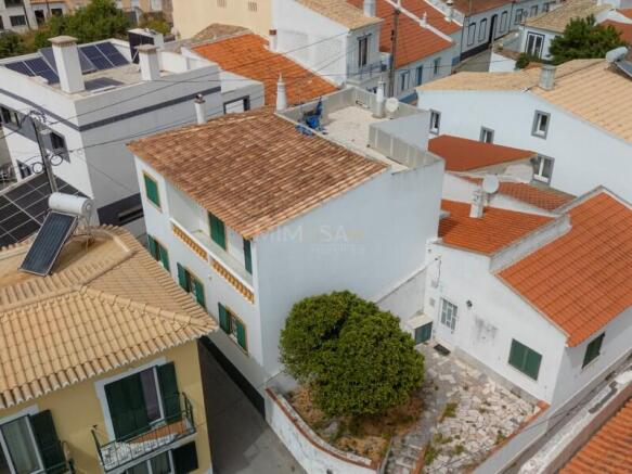 Charming 4 Bedroom Villa in Espiche, Minutes from Praia da Luz and Lagos