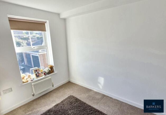 3 bed Town House for sale Image 8
