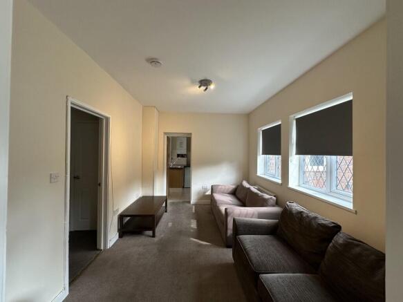 Lounge-1-2048x153...