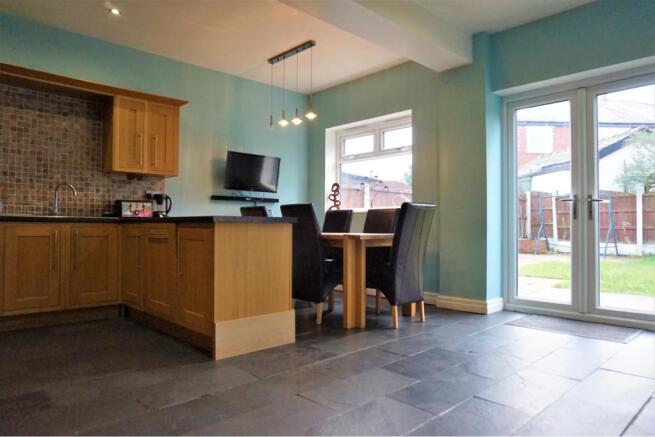 Kitchen / Diner