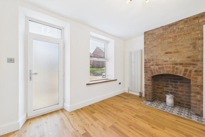 3 bed Semi-Detached for sale Image 10