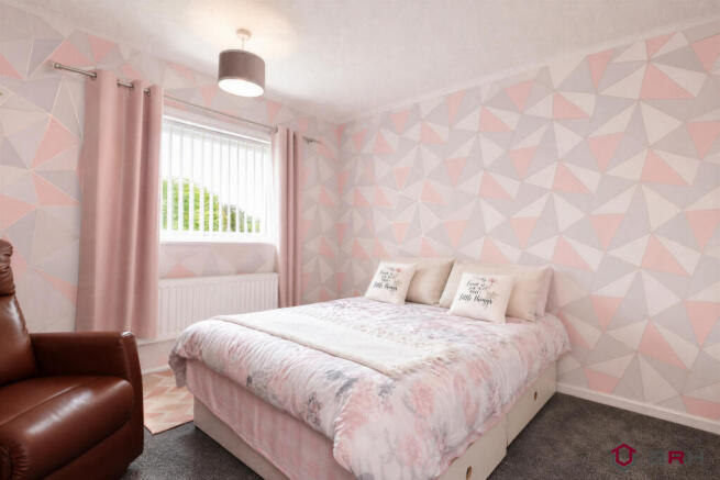 3 bed Semi-Detached for sale Image 5
