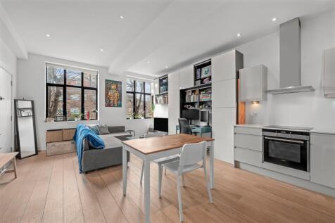 Grafton Road,
Kentish Town, NW5