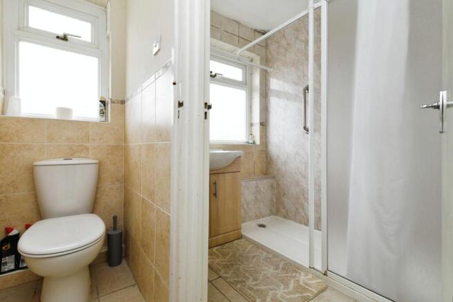 Wc / Shower Room