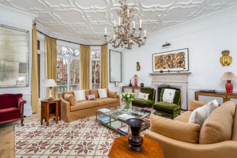 Lower Sloane Street, London, SW1W