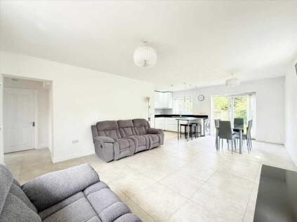 Falcon Close, Leigh on Sea