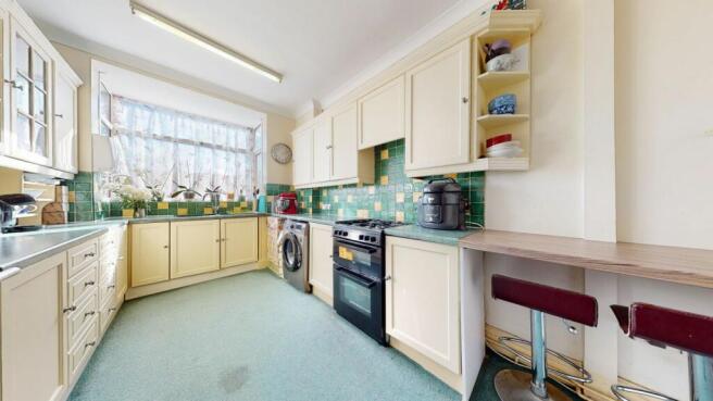 KITCHEN/BREAKFAST ROOM