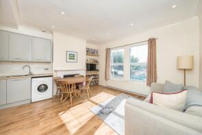 3a, Market Terrace, Albany Road, Brentford TW8 0NQ