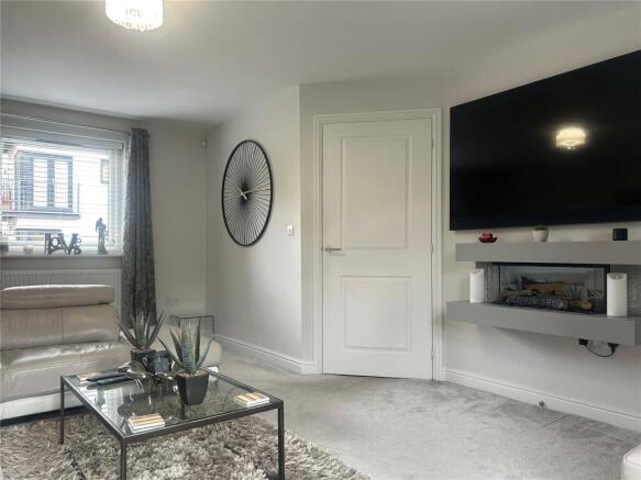 3 bed Terraced for sale Image 5