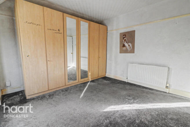 3 bed Detached for sale Image 11