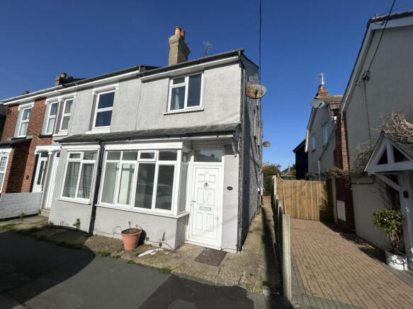 1 bedroom Ground Floor Flat for rent