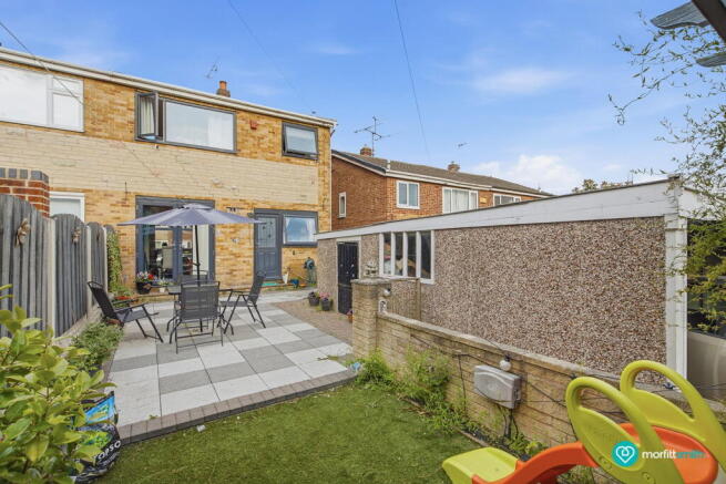 3 bed Semi-Detached for sale Image 4