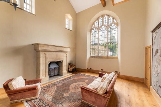 4 bed Detached for sale Image 10