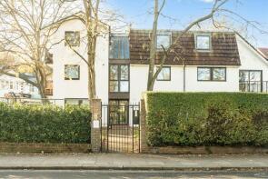 Flat 2, 22, Stanhope Road, Hornsey, London N6 5NG