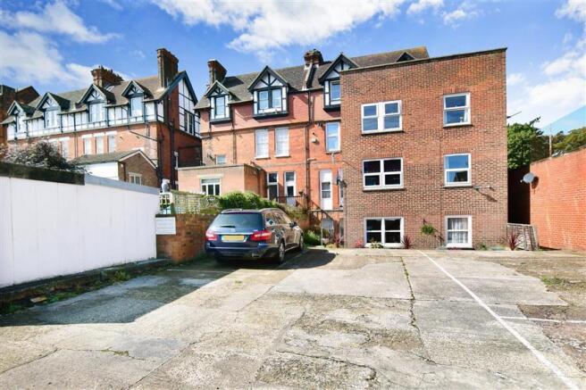 Driveway/Parking